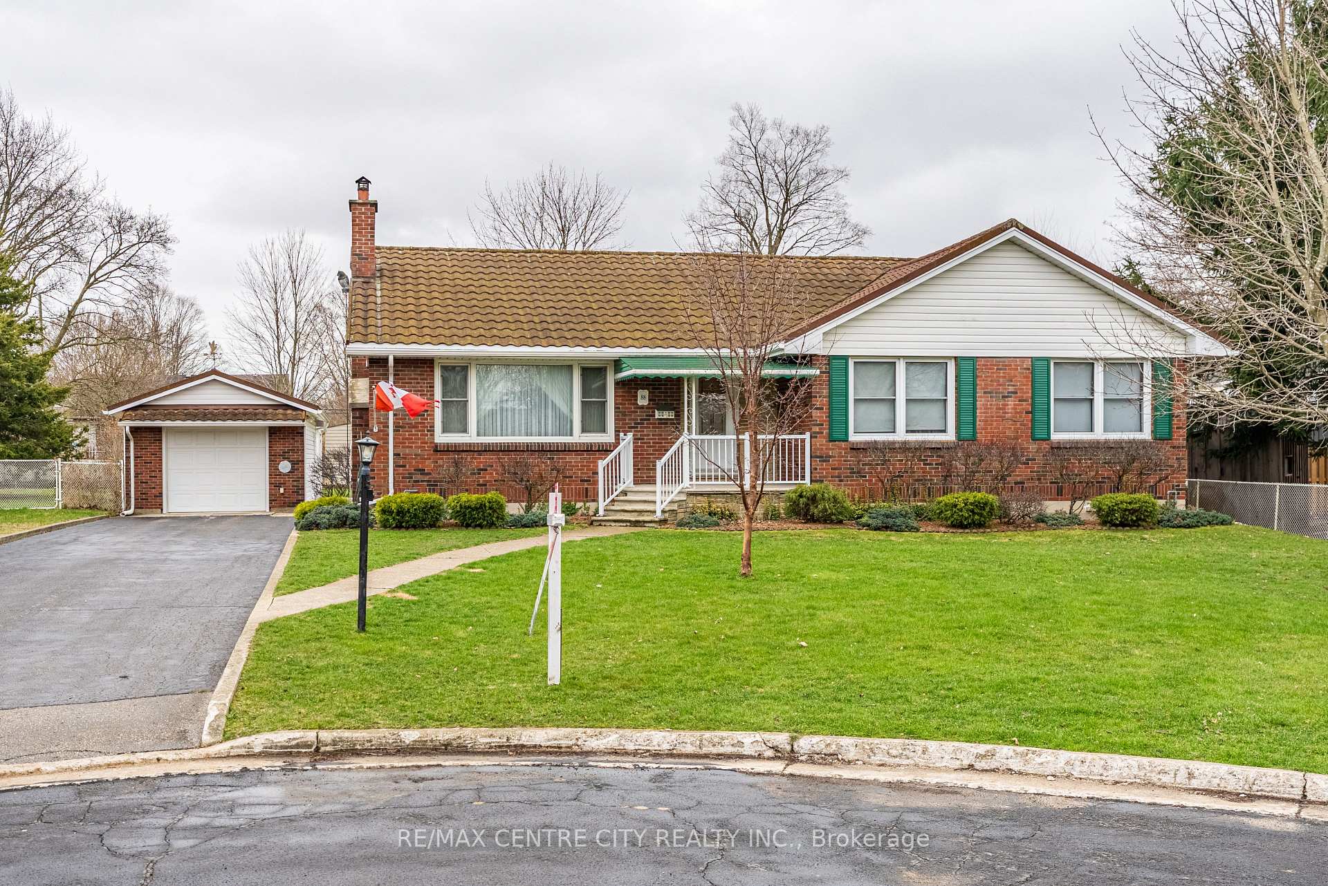 Photo 1 of 88 Pine Street W, Aylmer — HOMEH