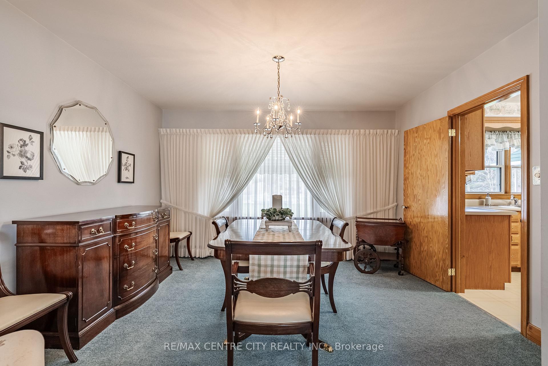 Photo 11 of 88 Pine Street W, Aylmer — HOMEH