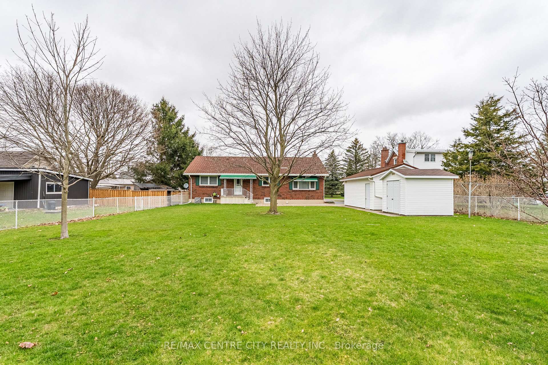 Photo 38 of 88 Pine Street W, Aylmer — HOMEH