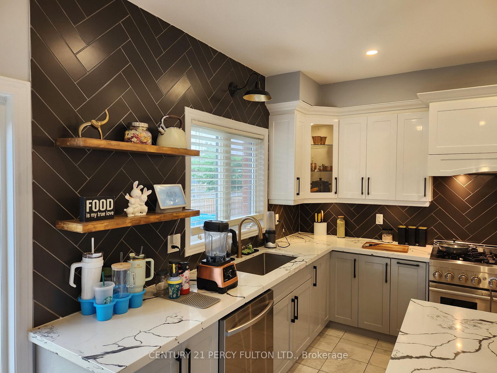 Photo 6 of 29 Pollock Avenue, Brock, Beaverton — HOMEH
