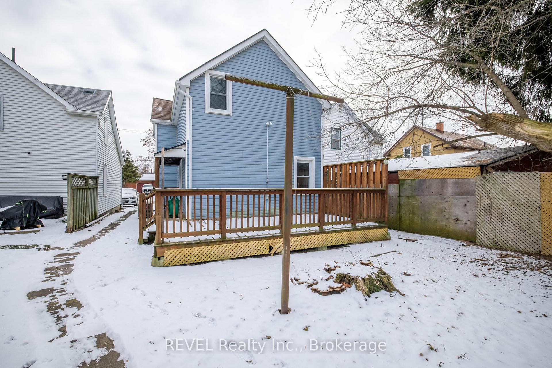 Photo 29 of 109 Garner Avenue, Welland, Welland Downtown — HOMEH