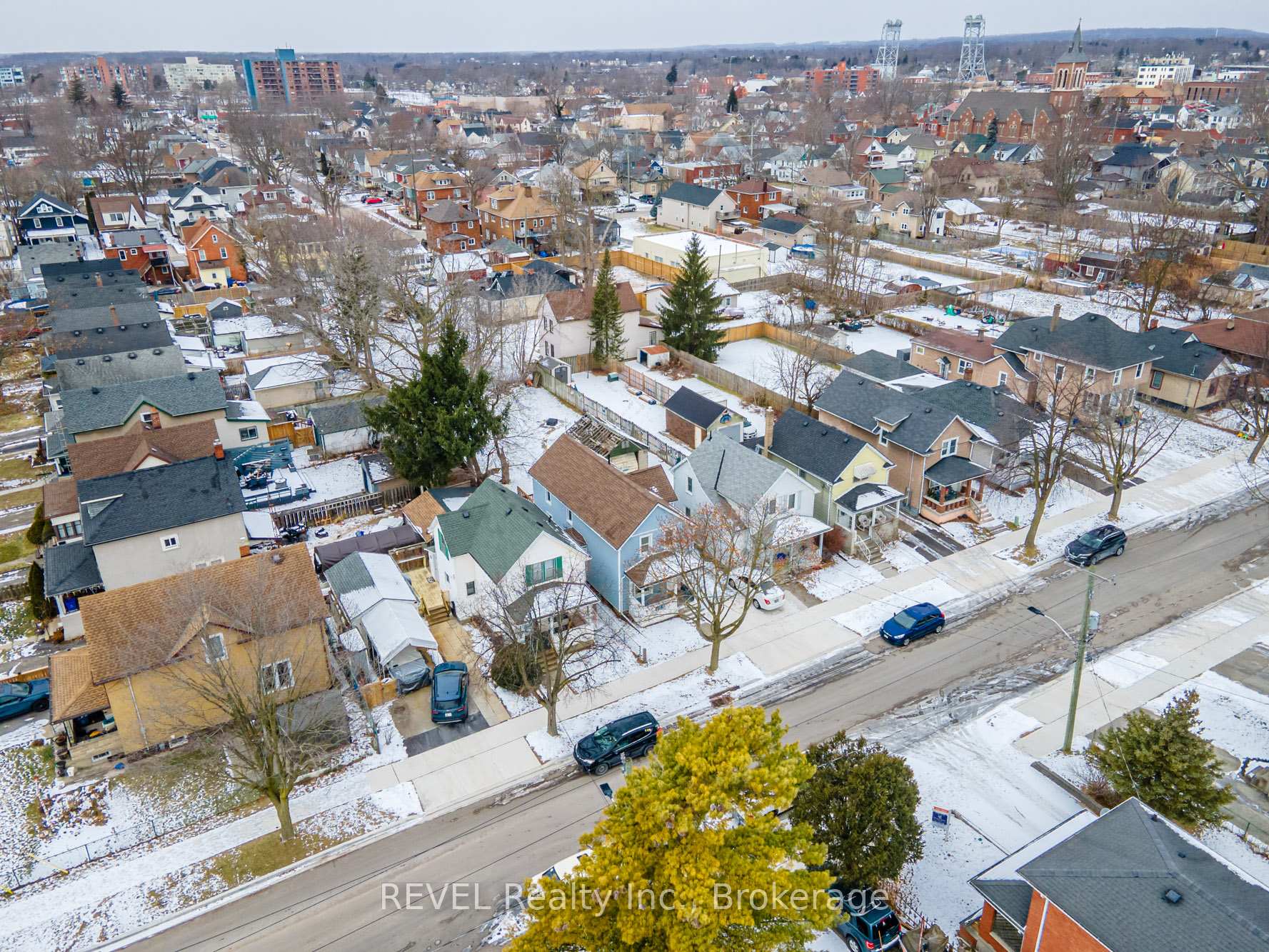 Photo 33 of 109 Garner Avenue, Welland, Welland Downtown — HOMEH