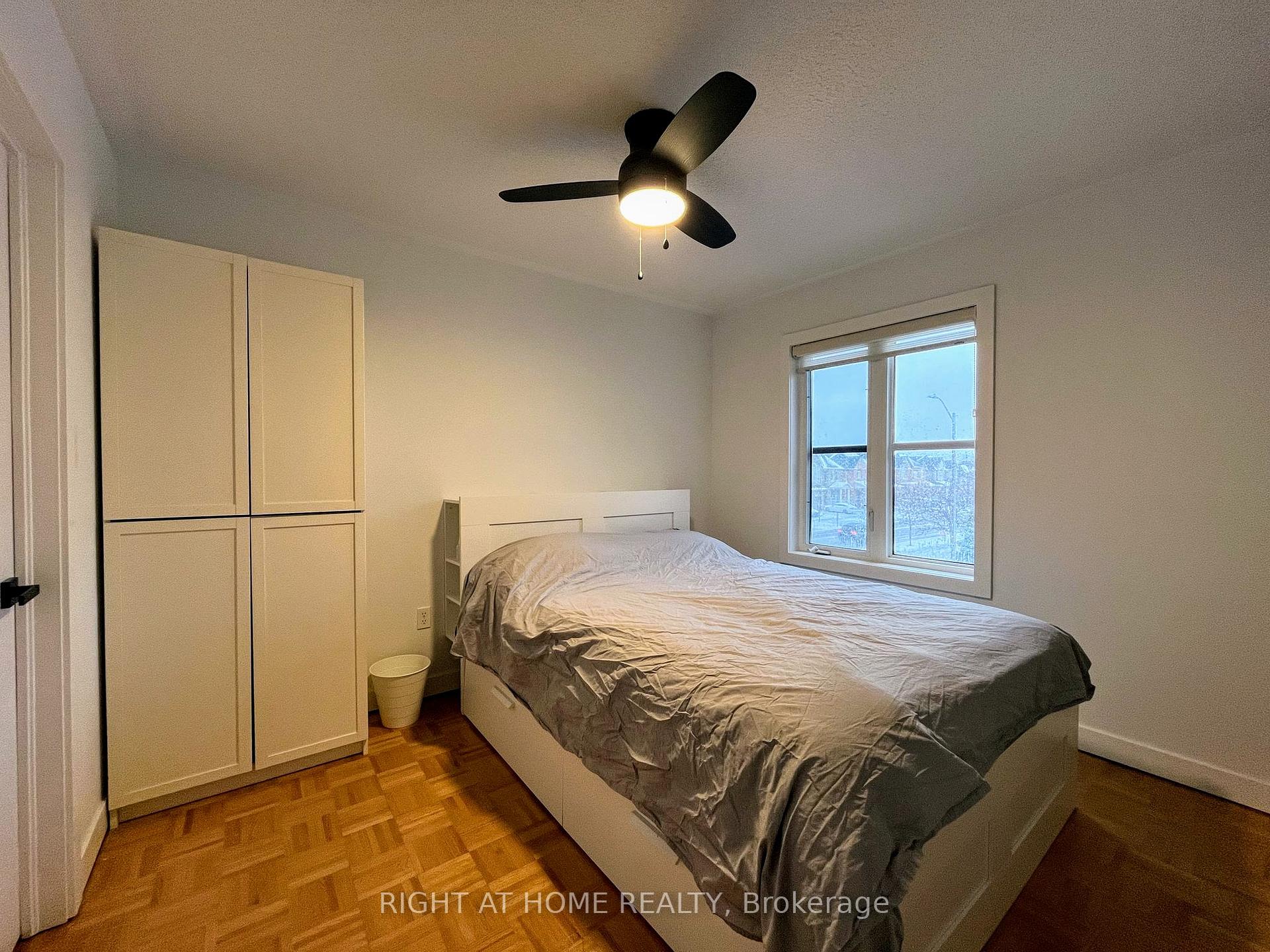 Photo 17 of 4 Lealinds Road, Vaughan, Patterson — HOMEH