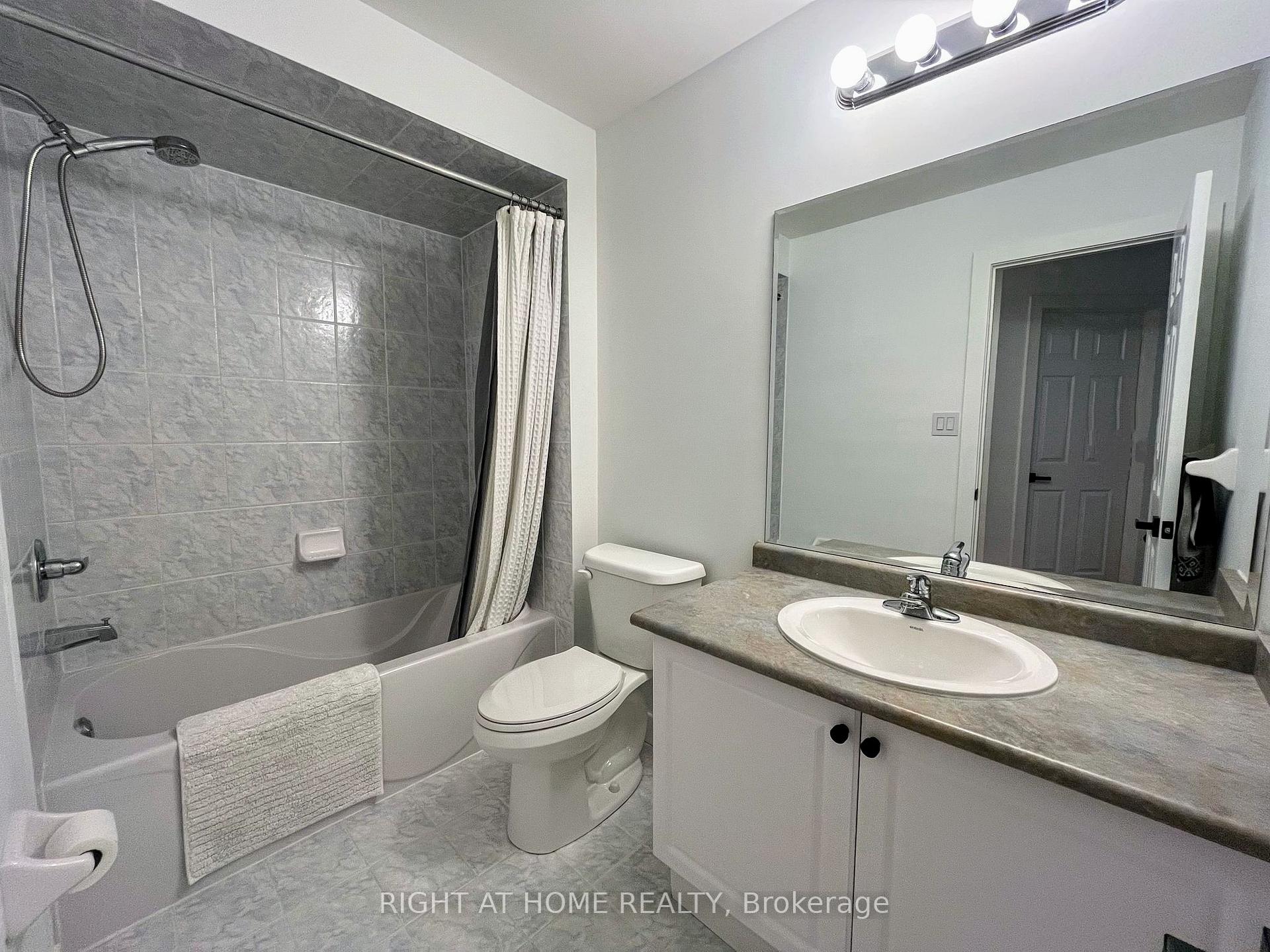 Photo 19 of 4 Lealinds Road, Vaughan, Patterson — HOMEH