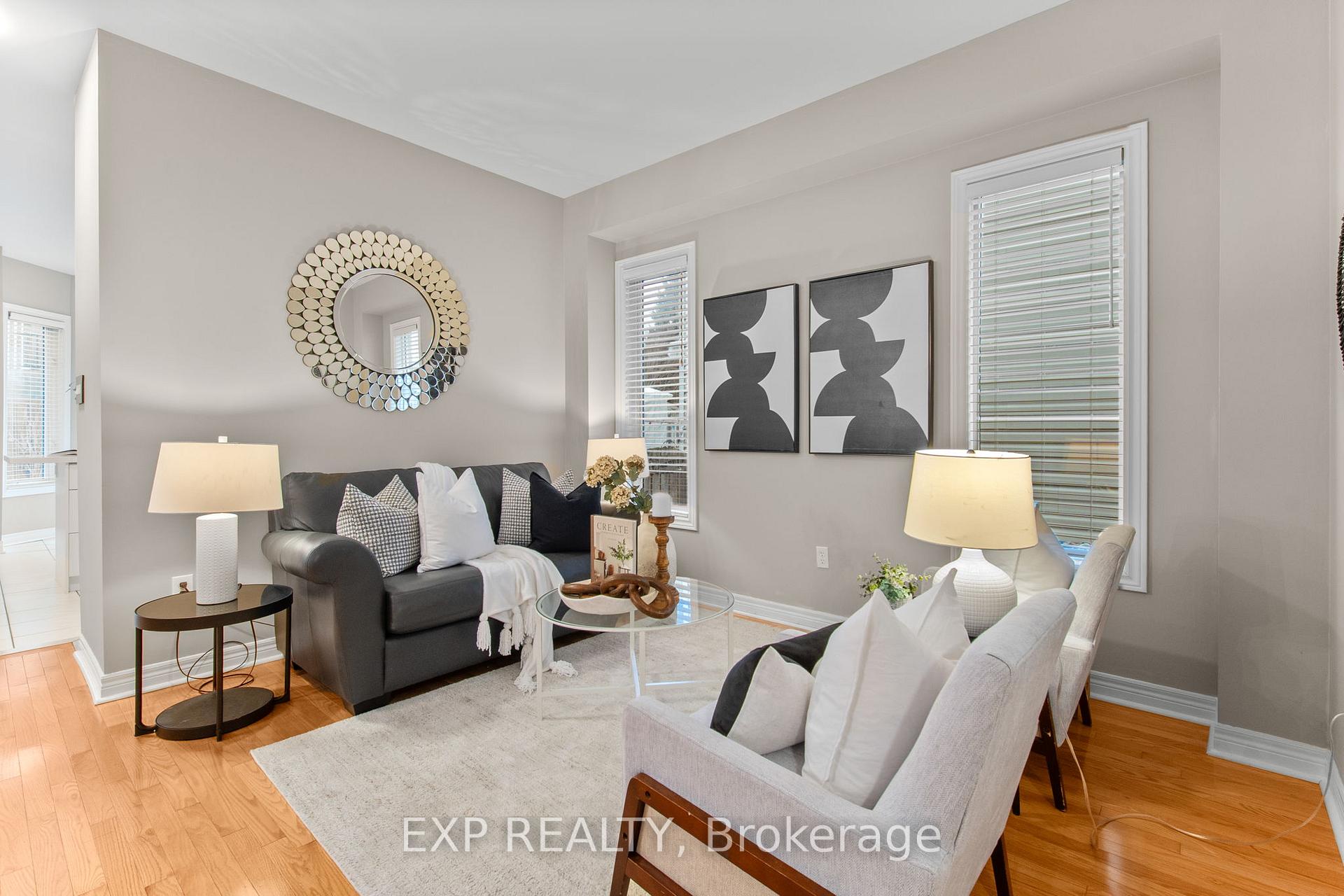 Photo 5 of 28 Divine Drive, Whitby, Rolling Acres — HOMEH