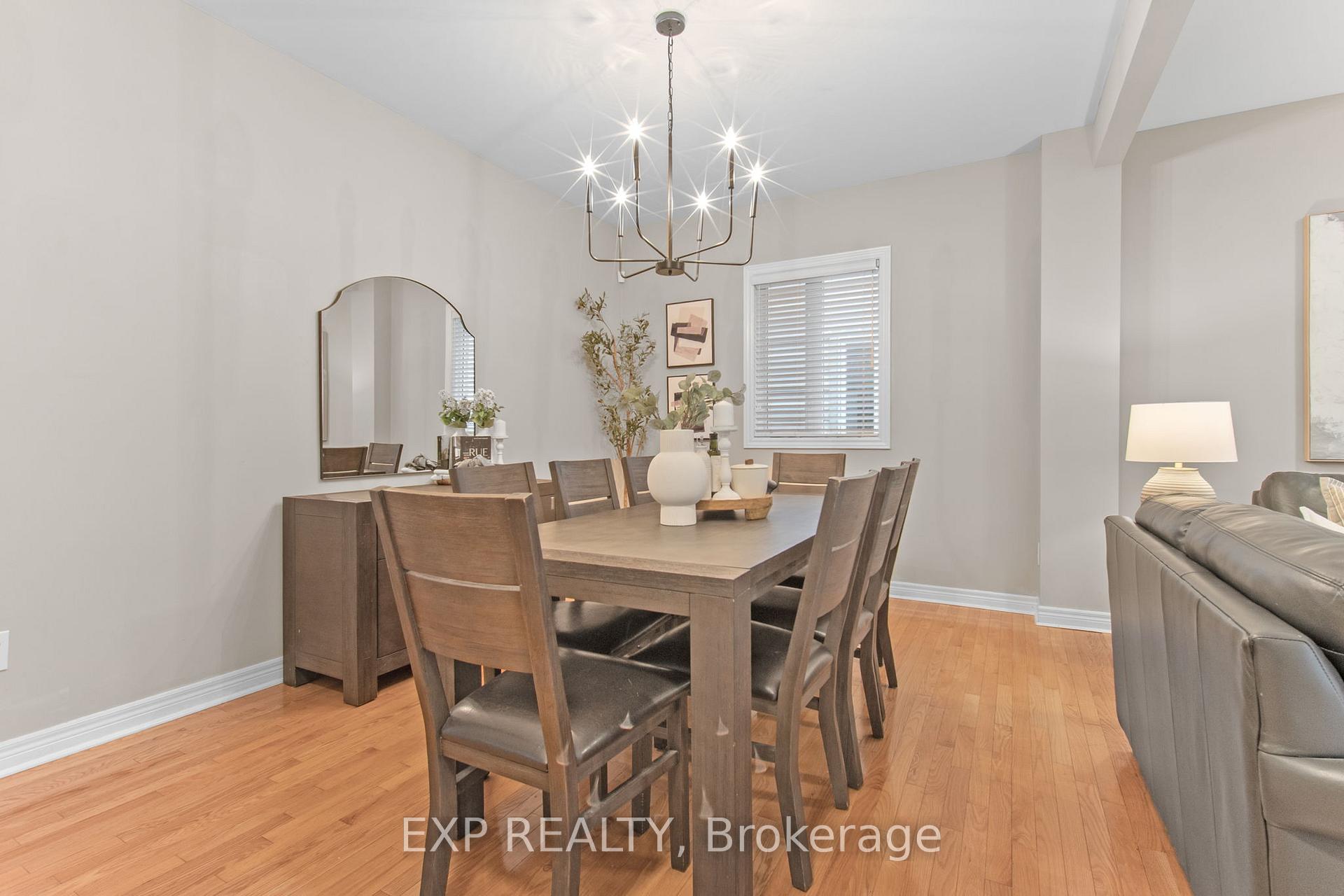 Photo 8 of 28 Divine Drive, Whitby, Rolling Acres — HOMEH