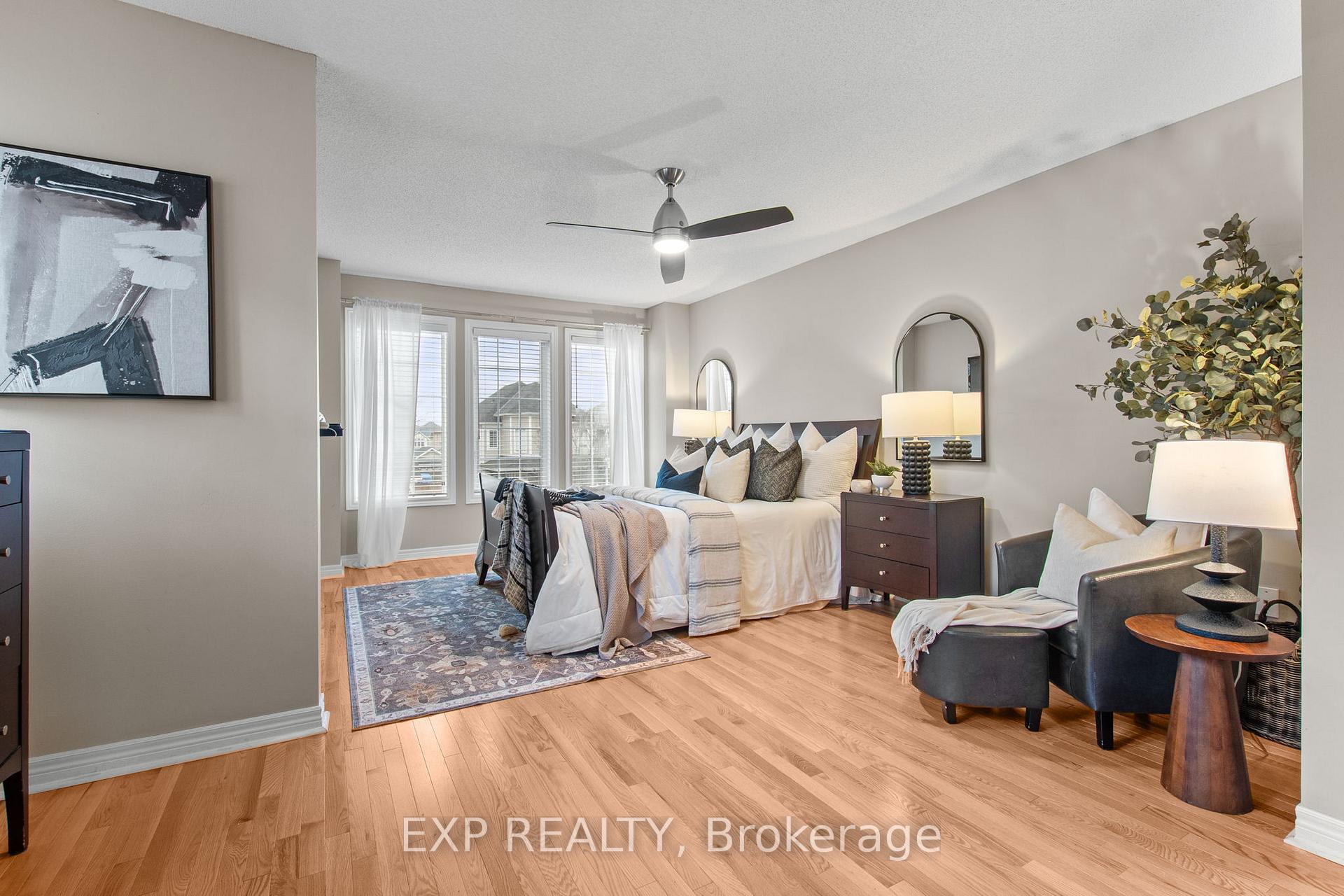 Photo 19 of 28 Divine Drive, Whitby, Rolling Acres — HOMEH