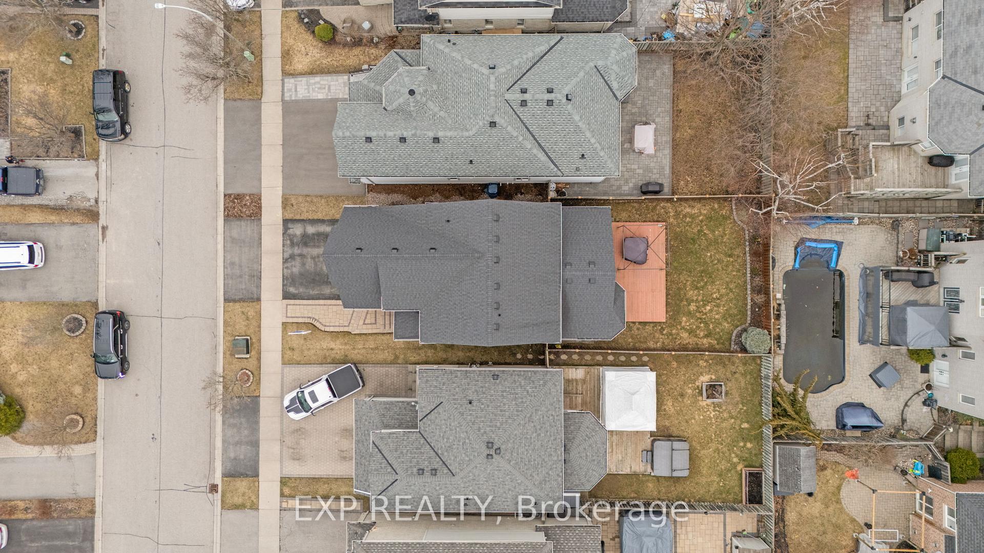 Photo 42 of 28 Divine Drive, Whitby, Rolling Acres — HOMEH