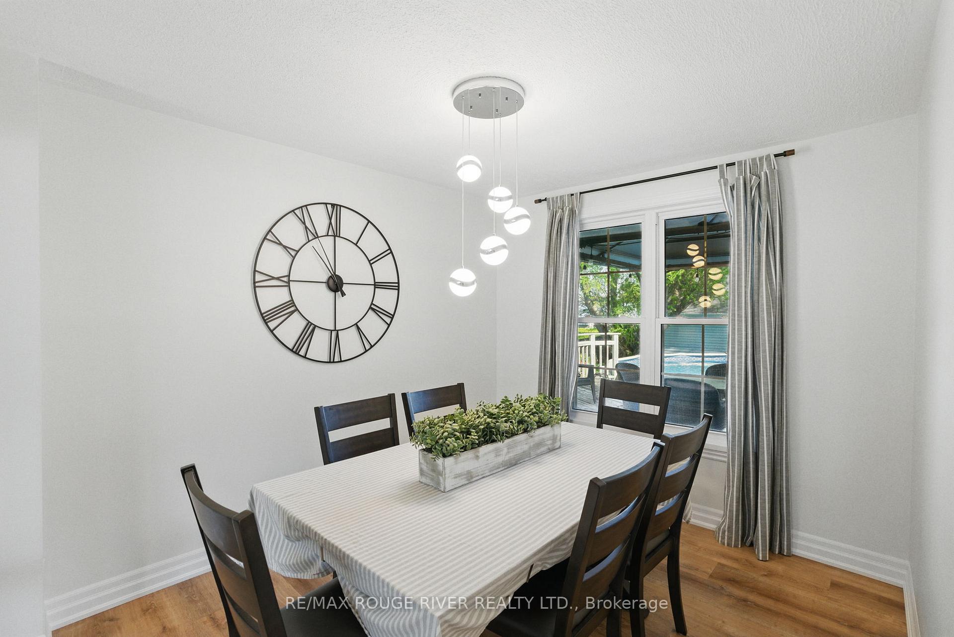 Photo 3 of 121 Exeter Road, Ajax, South East — HOMEH