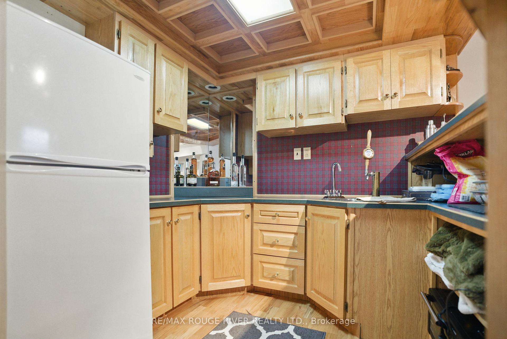 Photo 30 of 121 Exeter Road, Ajax, South East — HOMEH