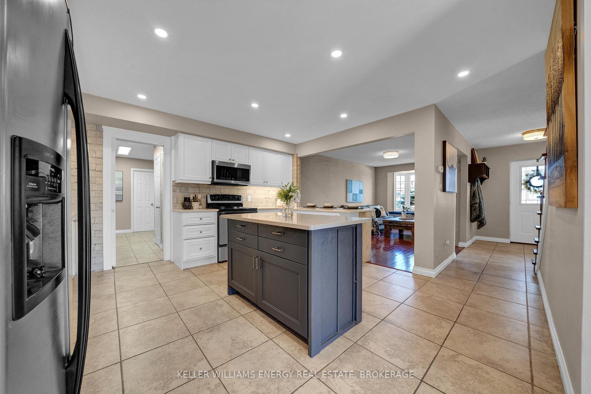 Photo 13 of 410 Powell Road, Whitby, Blue Grass Meadows — HOMEH