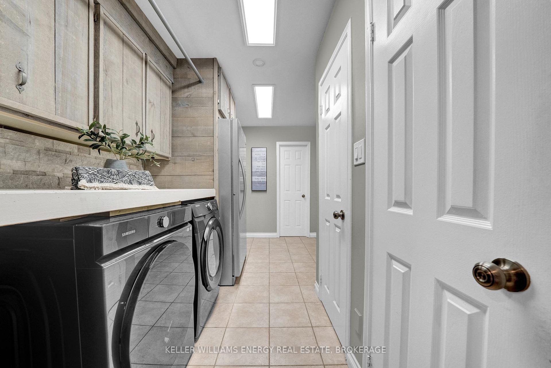 Photo 17 of 410 Powell Road, Whitby, Blue Grass Meadows — HOMEH