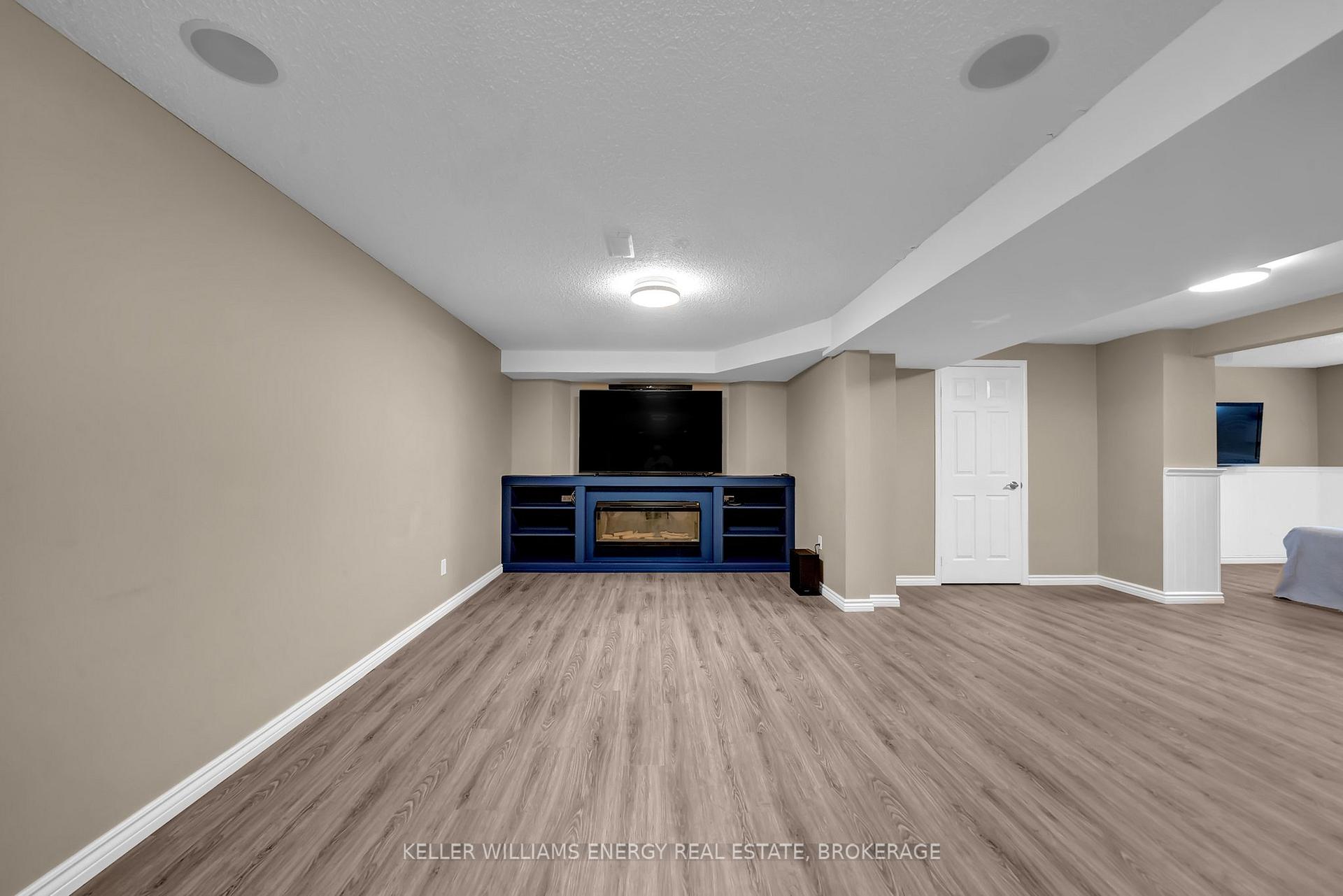 Photo 33 of 410 Powell Road, Whitby, Blue Grass Meadows — HOMEH