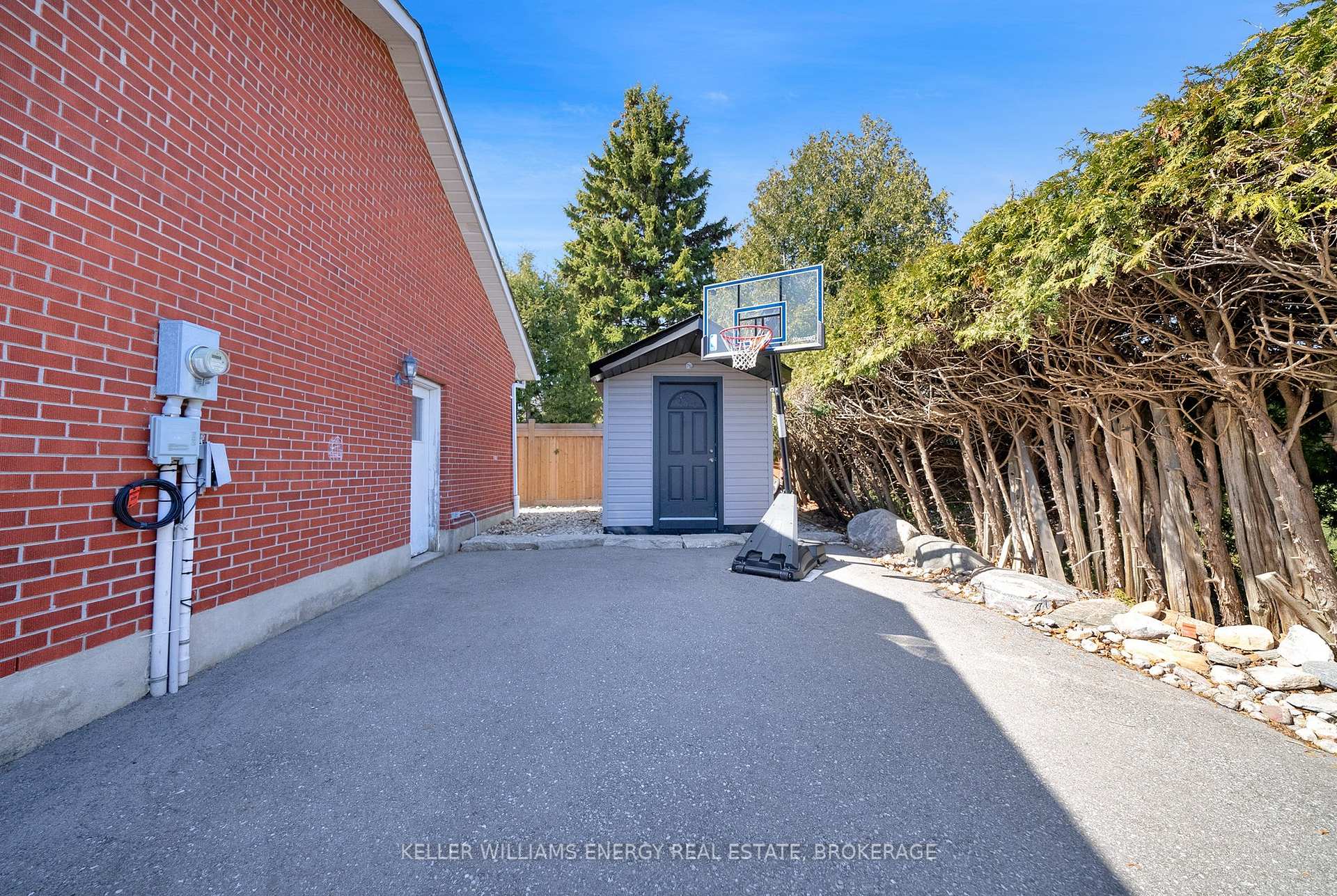 Photo 45 of 410 Powell Road, Whitby, Blue Grass Meadows — HOMEH