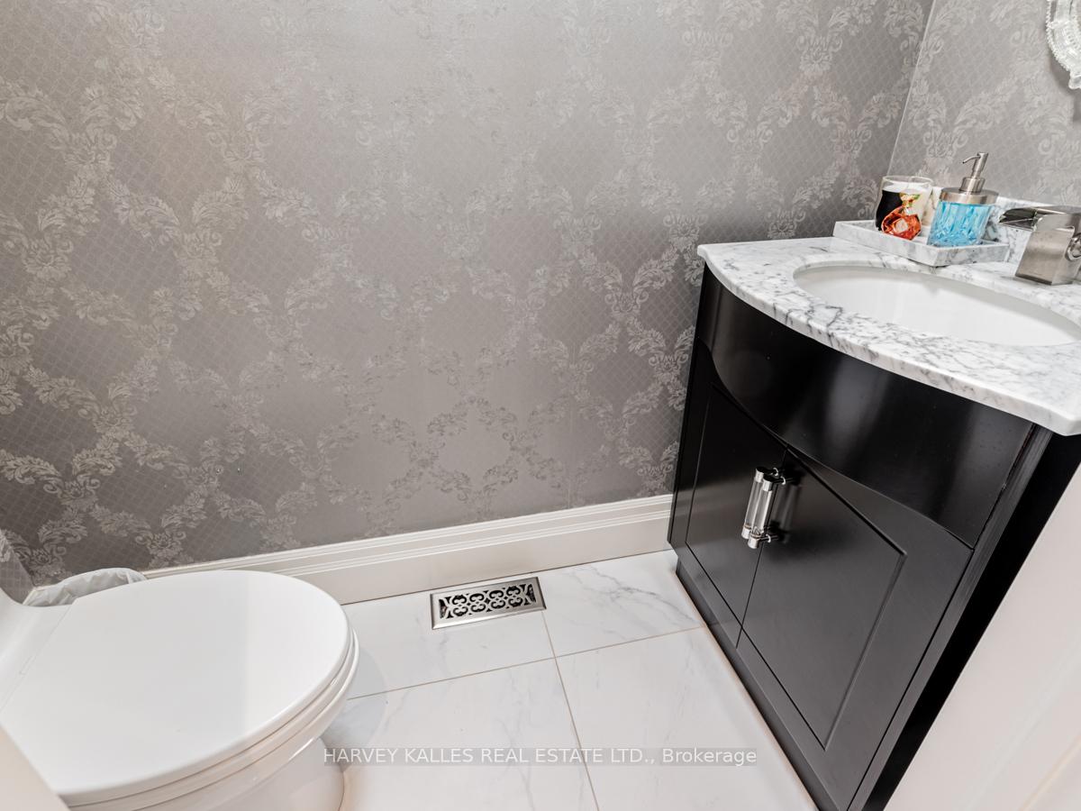 Photo 19 of 24 Edmund Seager Drive, Vaughan, Uplands — HOMEH