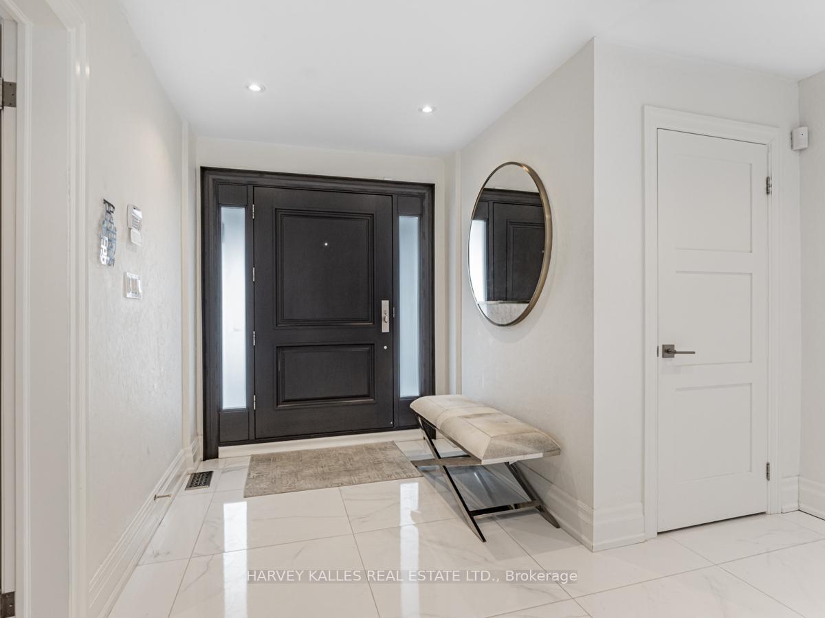 Photo 22 of 24 Edmund Seager Drive, Vaughan, Uplands — HOMEH