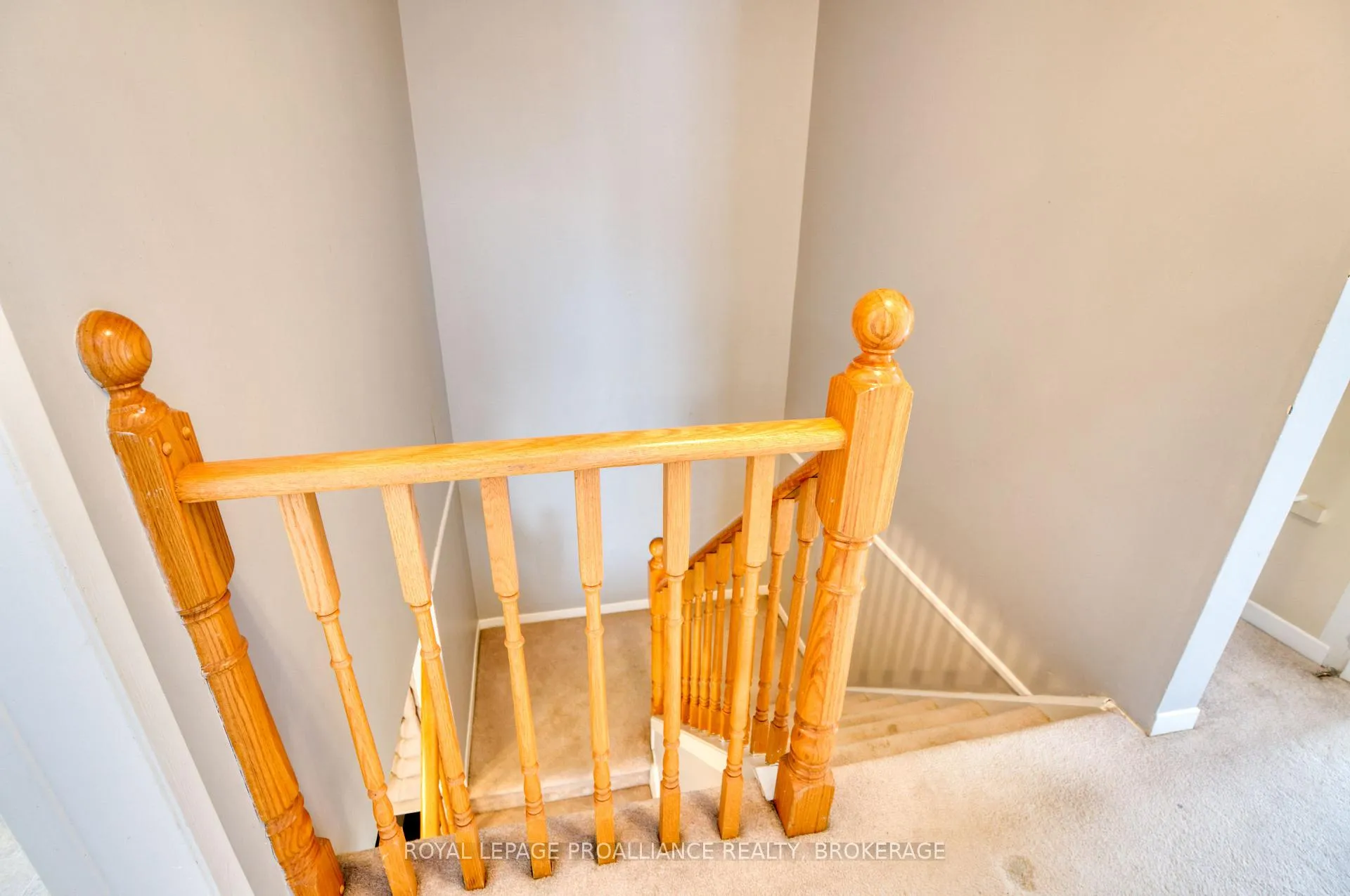 Photo 23 of 937 Killarney Crescent, Kingston, East Gardiners Rd — HOMEH