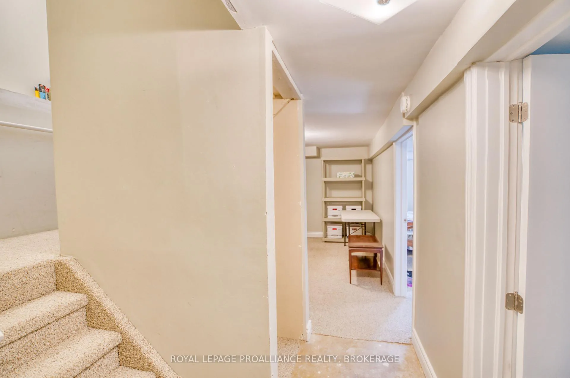 Photo 31 of 937 Killarney Crescent, Kingston, East Gardiners Rd — HOMEH