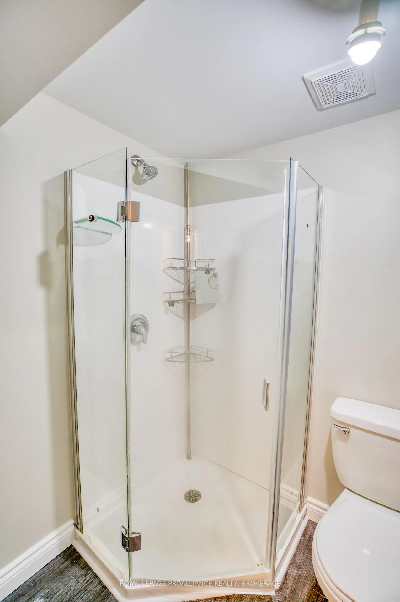 Photo 33 of 937 Killarney Crescent, Kingston, East Gardiners Rd — HOMEH
