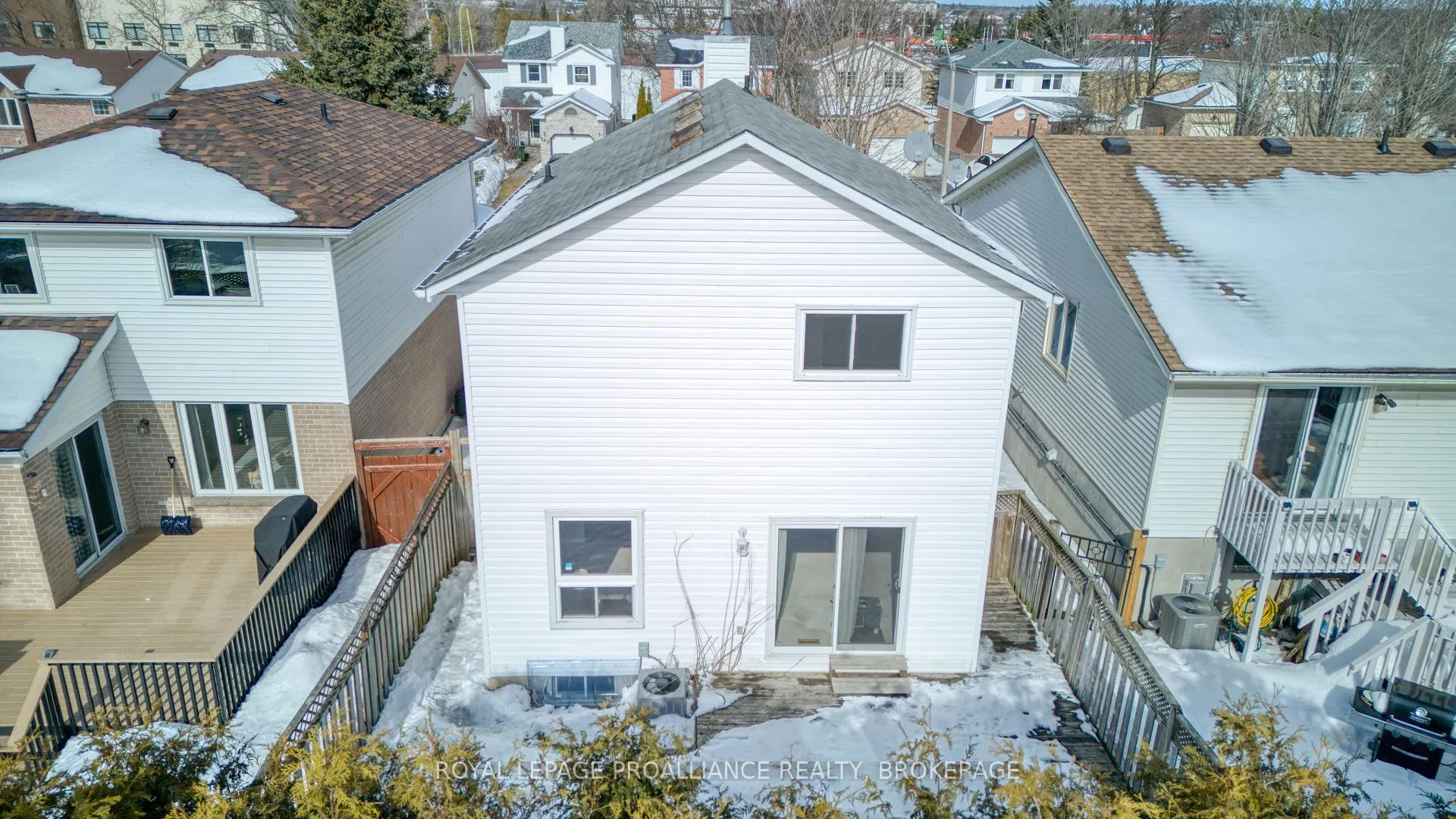 Photo 38 of 937 Killarney Crescent, Kingston, East Gardiners Rd — HOMEH