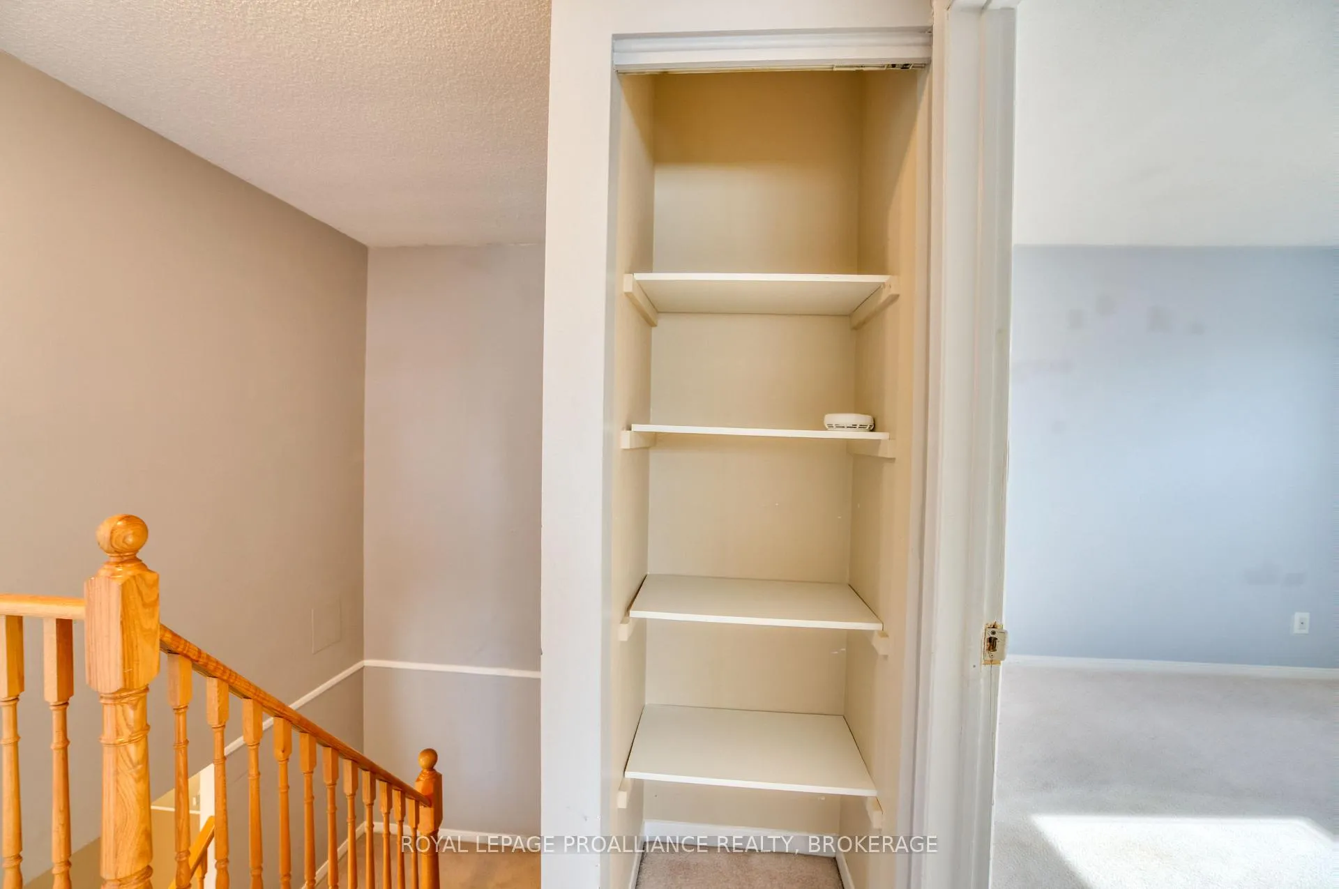 Photo 46 of 937 Killarney Crescent, Kingston, East Gardiners Rd — HOMEH