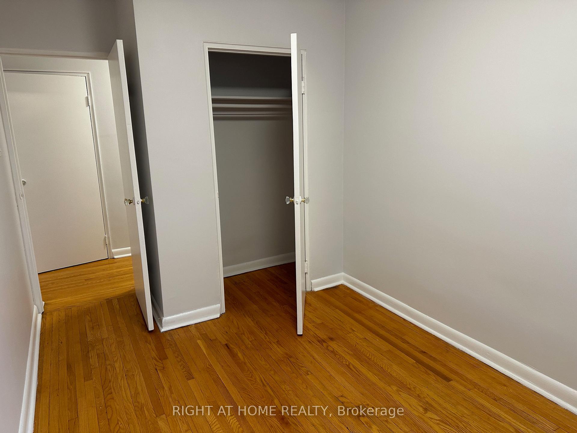 Photo 7 of Unit 5, 1033 Ravine Road, Oshawa, Lakeview — HOMEH