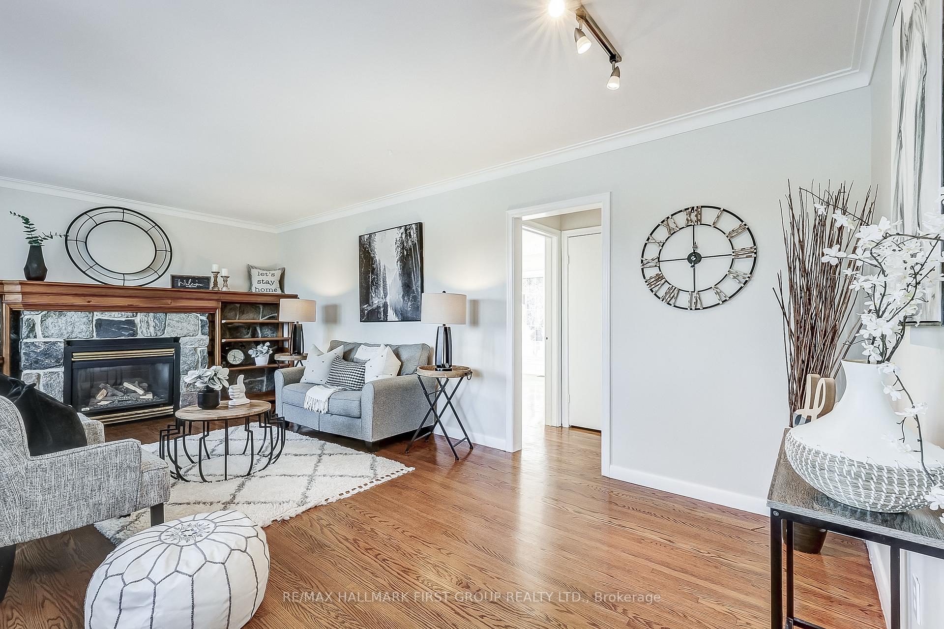 Photo 8 of 203 Hallett Avenue, Whitby, Lynde Creek — HOMEH