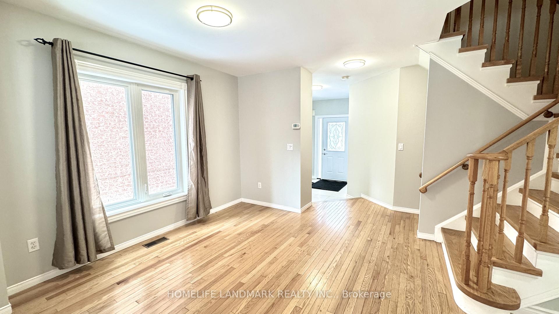Photo 5 of 43 Millcliff Circle, Aurora, Aurora Grove — HOMEH