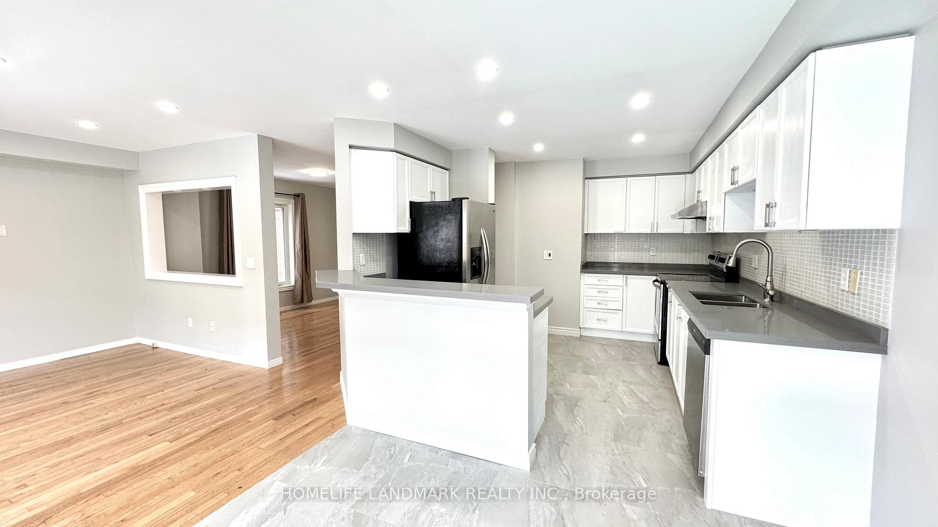 Photo 9 of 43 Millcliff Circle, Aurora, Aurora Grove — HOMEH