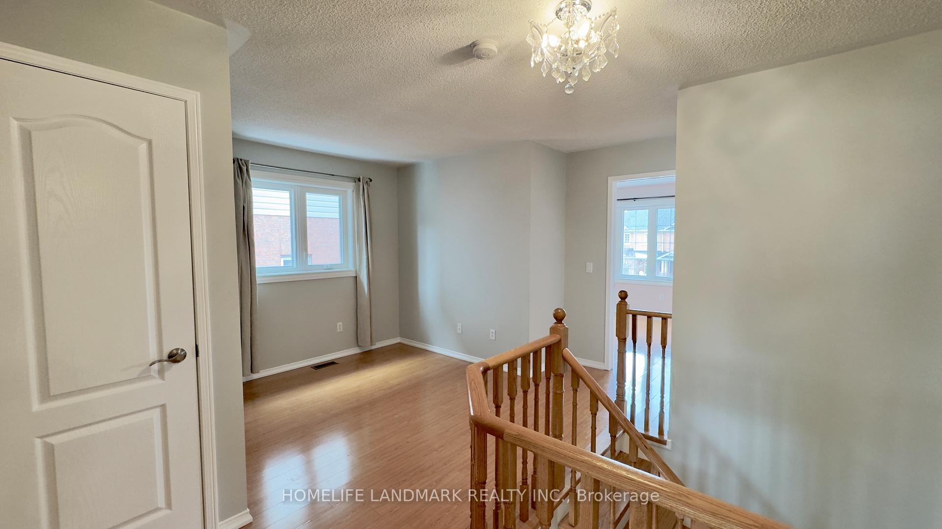 Photo 14 of 43 Millcliff Circle, Aurora, Aurora Grove — HOMEH