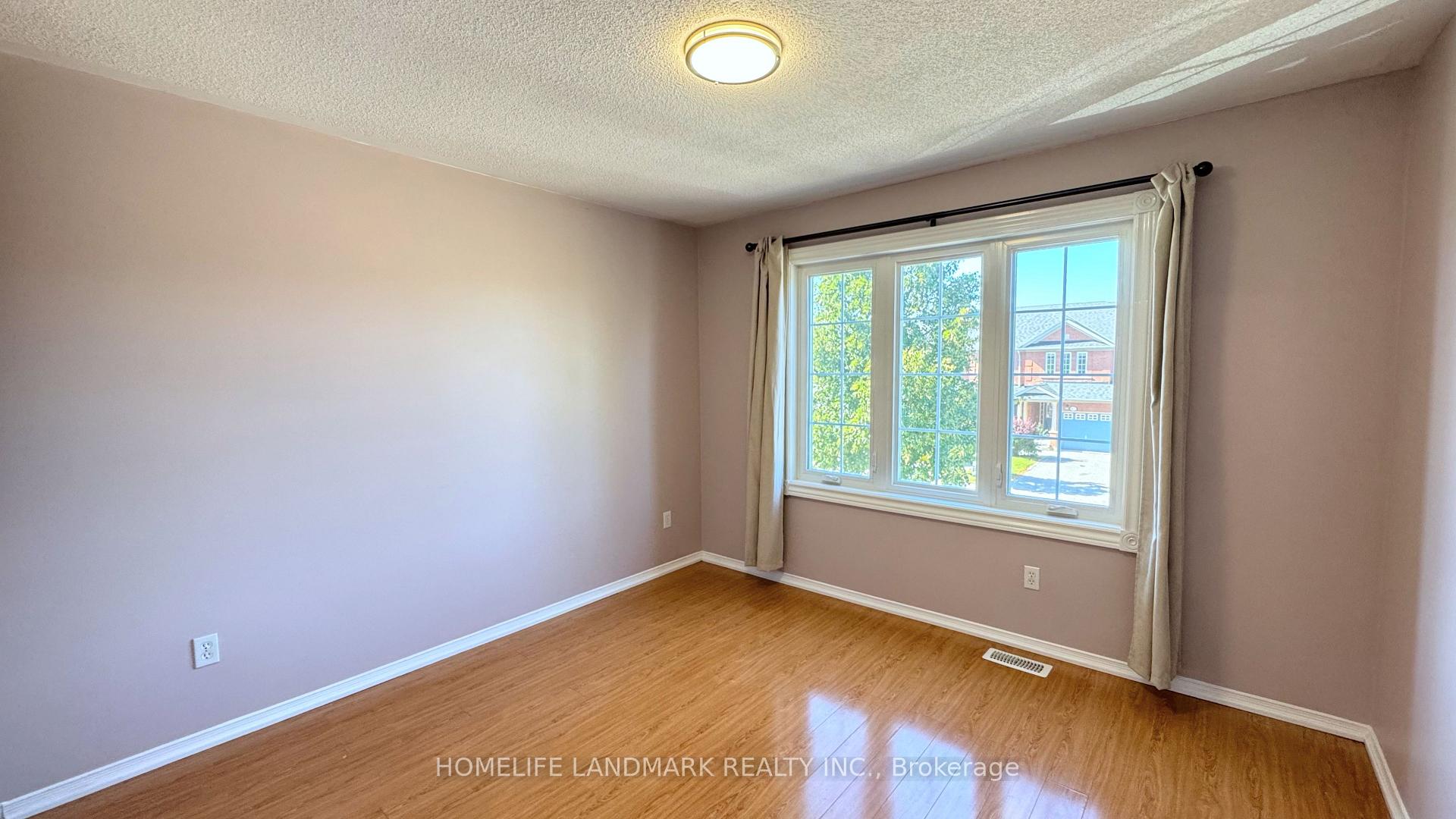 Photo 21 of 43 Millcliff Circle, Aurora, Aurora Grove — HOMEH