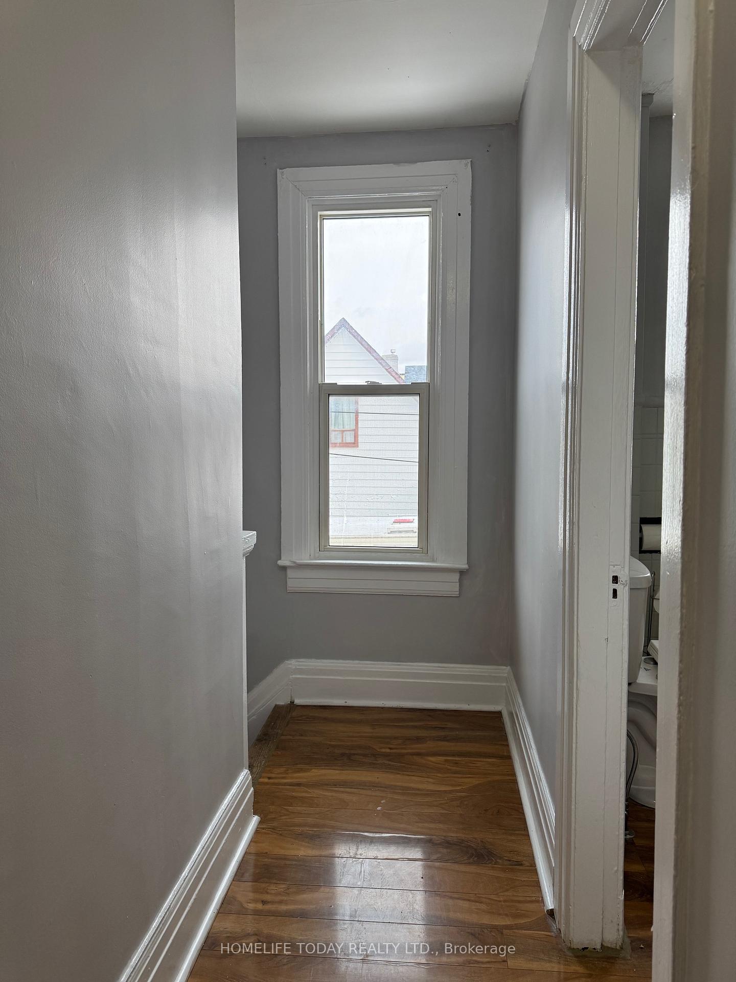 Photo 5 of Unit 2, 41 Quebec Street, Oshawa, Central — HOMEH