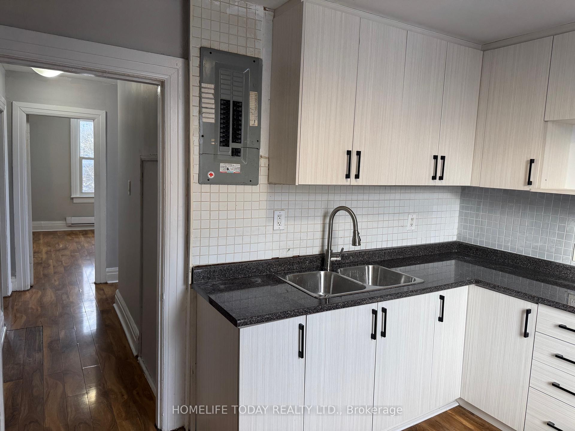 Photo 9 of Unit 2, 41 Quebec Street, Oshawa, Central — HOMEH
