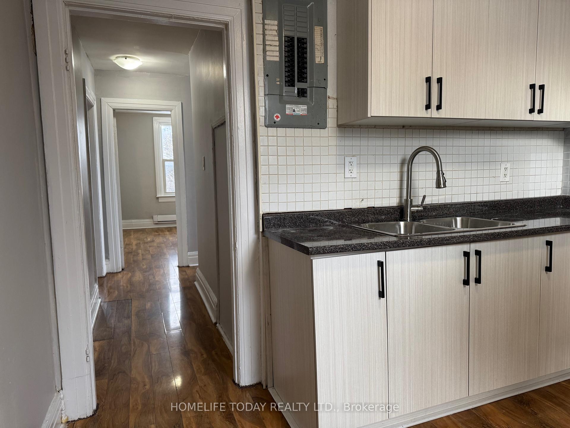 Photo 10 of Unit 2, 41 Quebec Street, Oshawa, Central — HOMEH