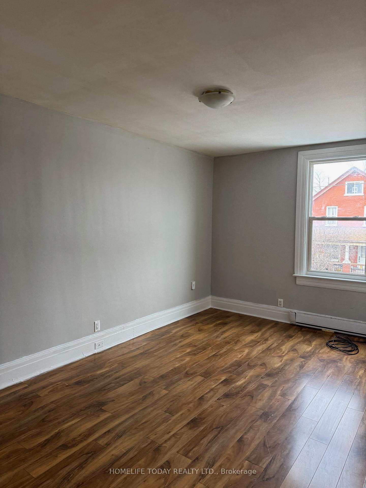 Photo 14 of Unit 2, 41 Quebec Street, Oshawa, Central — HOMEH