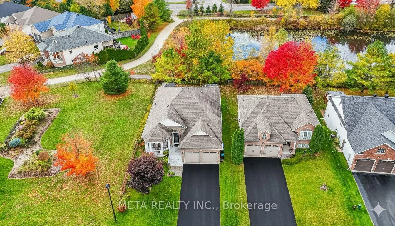 Photo 3 of 49 Red Pine Crescent, Wasaga Beach — HOMEH