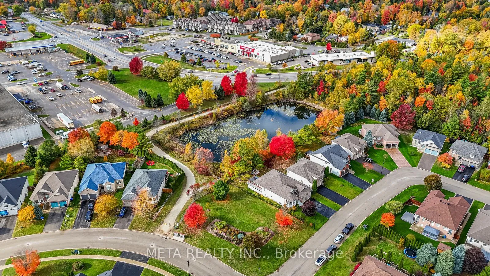 Photo 28 of 49 Red Pine Crescent, Wasaga Beach — HOMEH