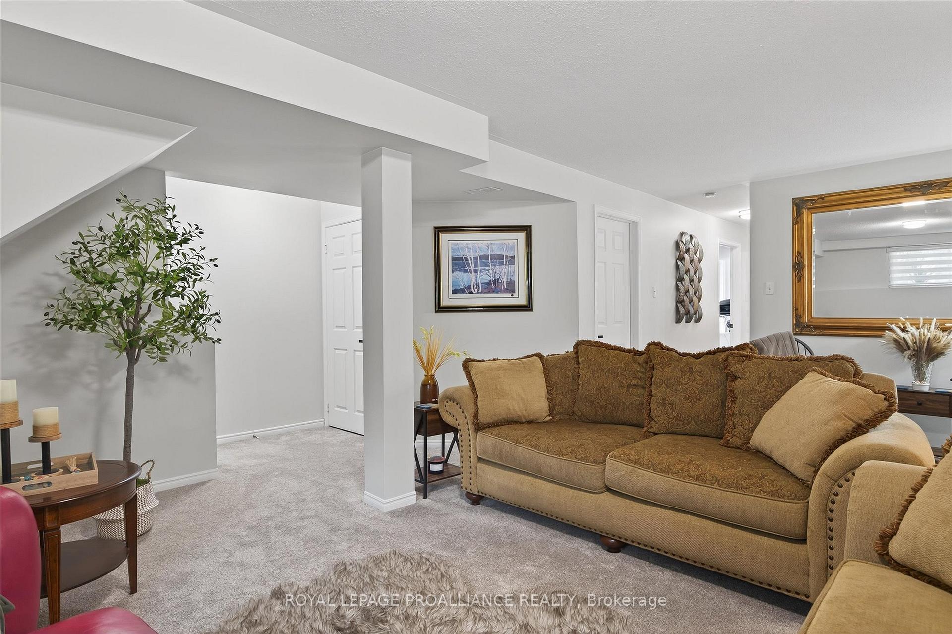 Photo 30 of 845 Stewart Drive, Peterborough, Ashburnham Ward 4 — HOMEH
