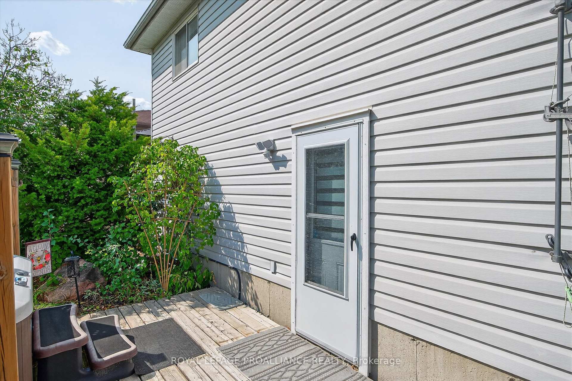 Photo 36 of 845 Stewart Drive, Peterborough, Ashburnham Ward 4 — HOMEH