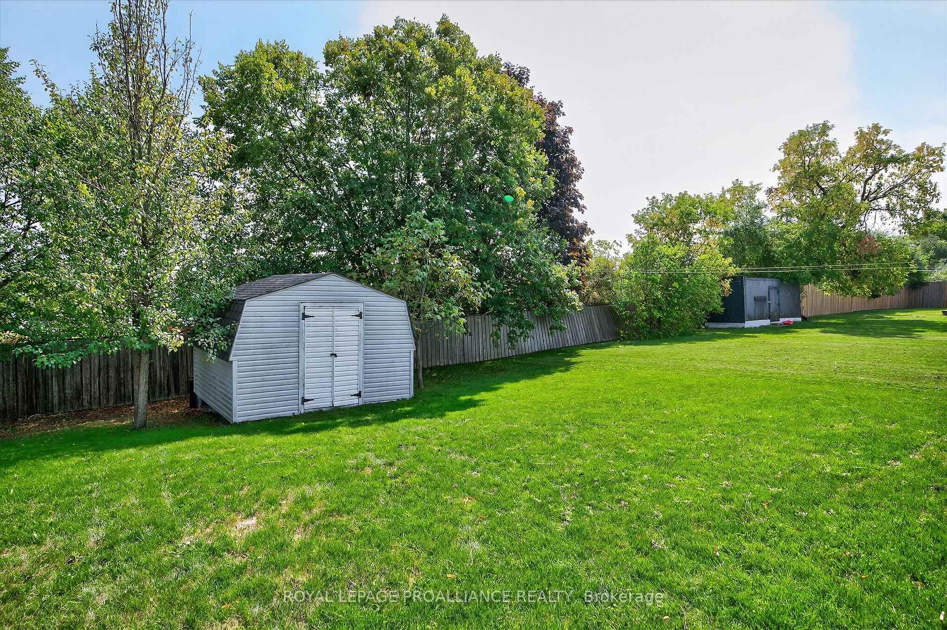Photo 40 of 845 Stewart Drive, Peterborough, Ashburnham Ward 4 — HOMEH