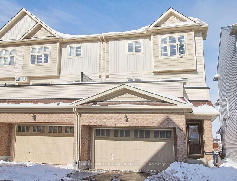 Photo 4 of 42 Westbury Way, Whitby, Brooklin — HOMEH