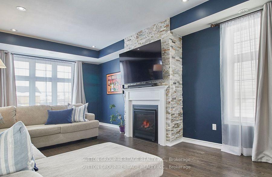 Photo 14 of 42 Westbury Way, Whitby, Brooklin — HOMEH
