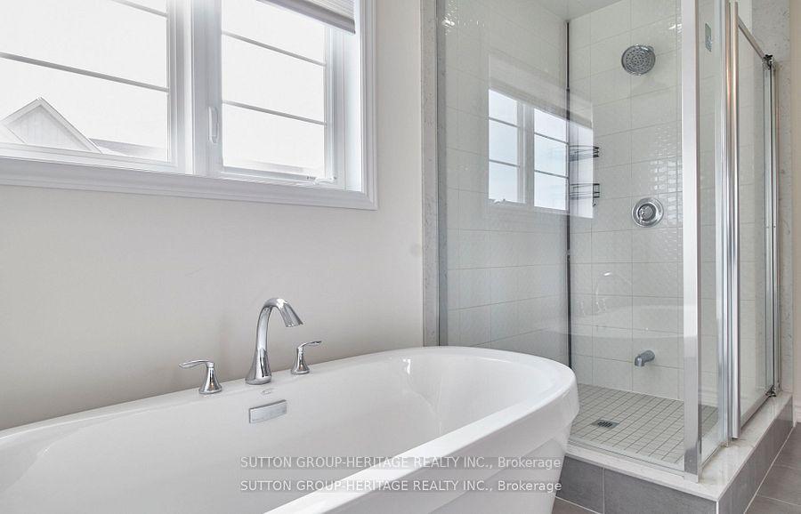 Photo 31 of 42 Westbury Way, Whitby, Brooklin — HOMEH