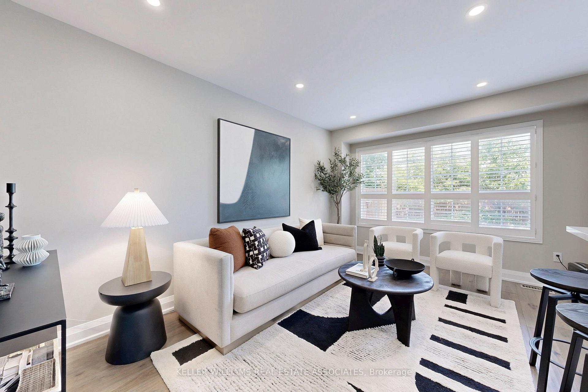 Photo 4 of 28 Fonteselva Avenue, Vaughan, Sonoma Heights — HOMEH