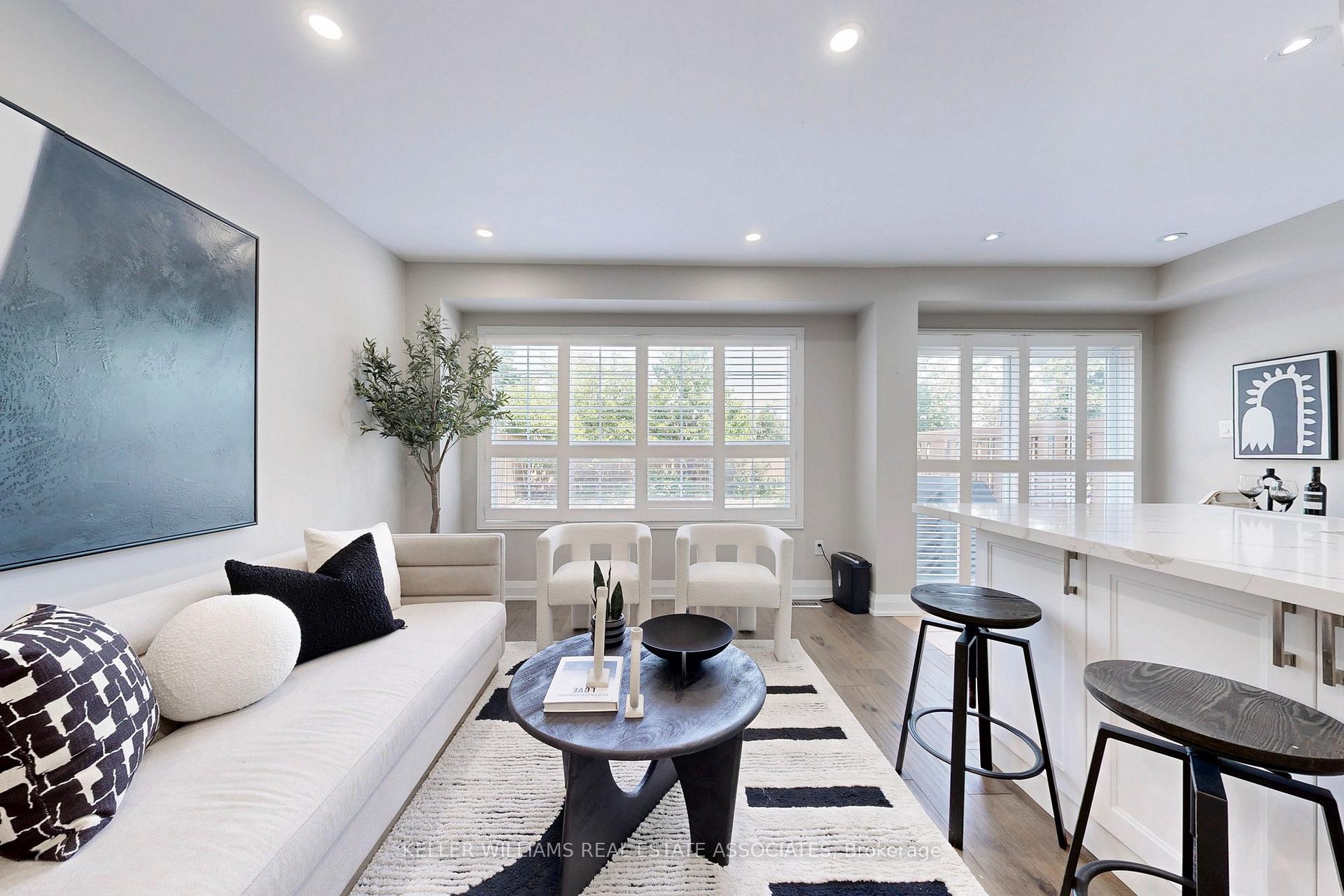 Photo 5 of 28 Fonteselva Avenue, Vaughan, Sonoma Heights — HOMEH