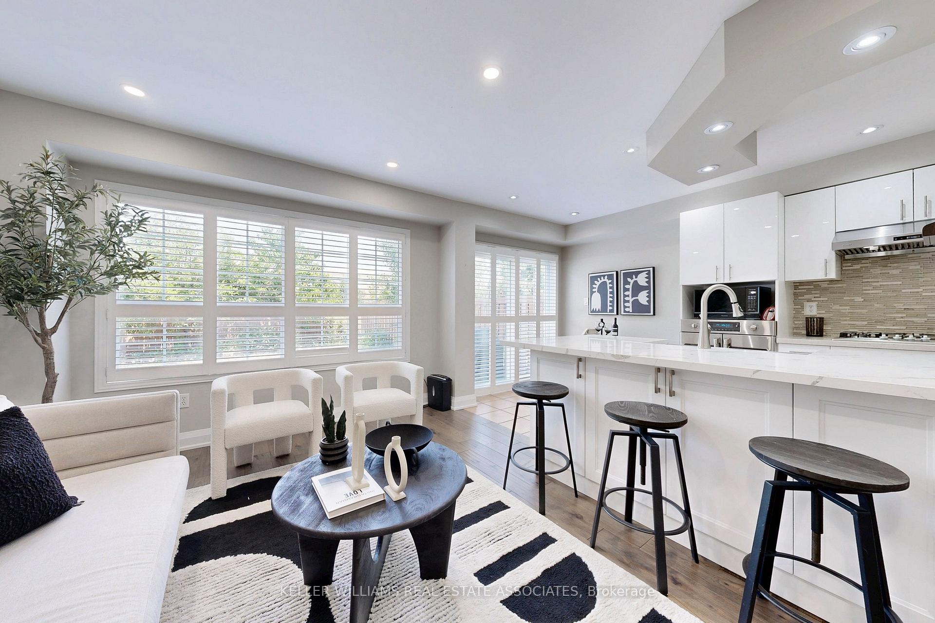 Photo 6 of 28 Fonteselva Avenue, Vaughan, Sonoma Heights — HOMEH