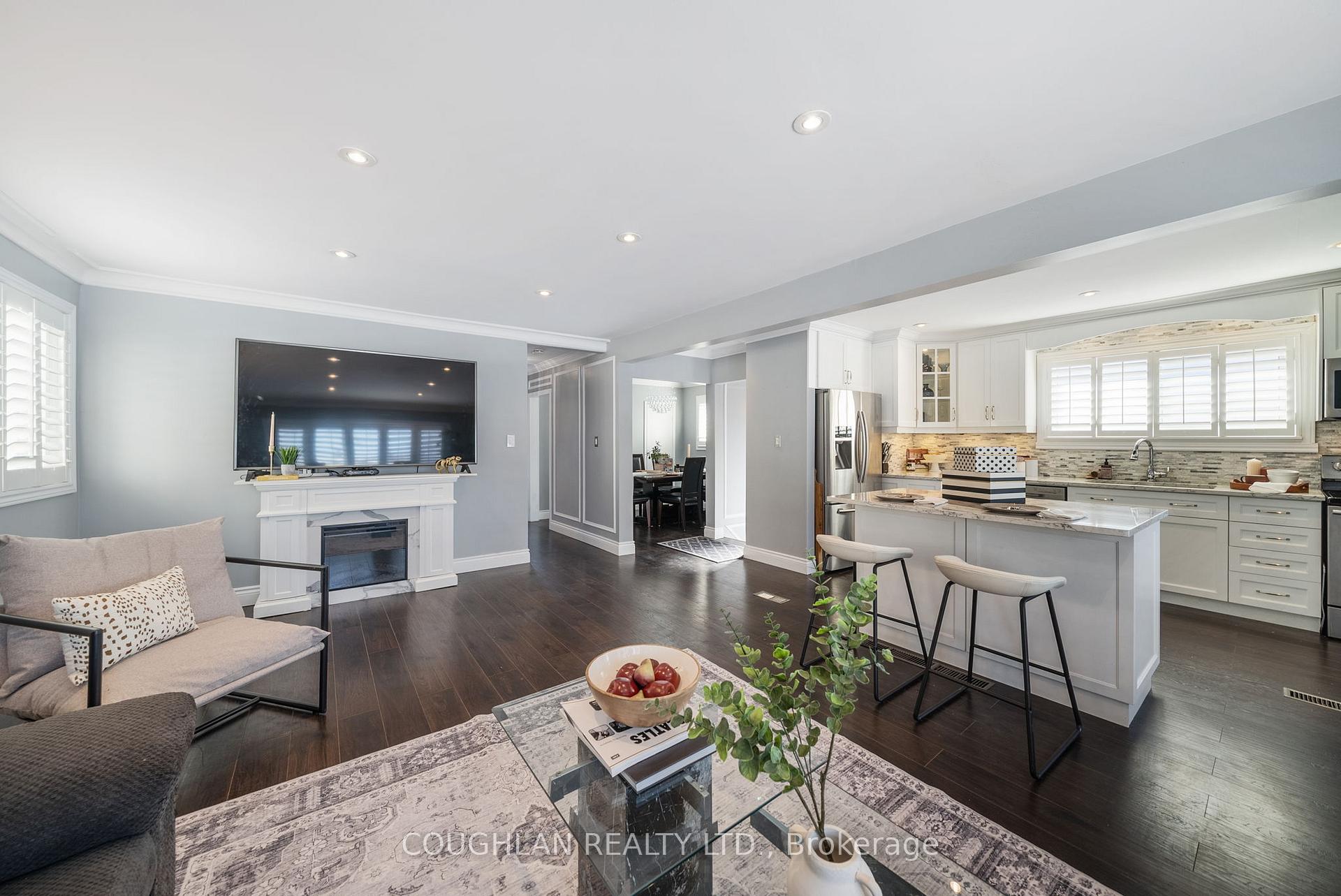 Photo 7 of 925 Byron Street N, Whitby, Williamsburg — HOMEH