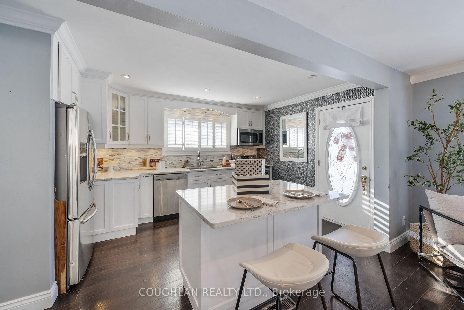 Photo 11 of 925 Byron Street N, Whitby, Williamsburg — HOMEH