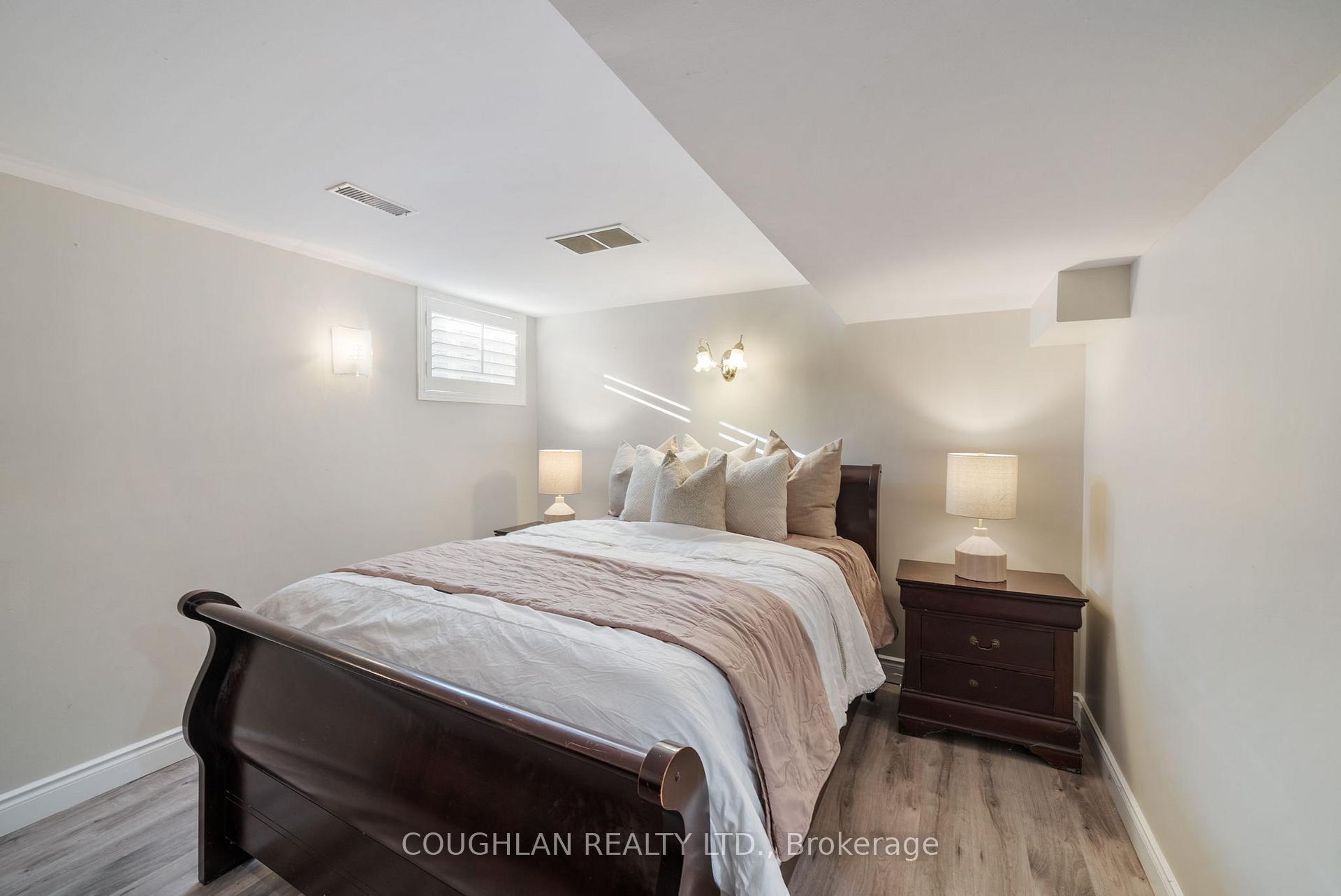 Photo 30 of 925 Byron Street N, Whitby, Williamsburg — HOMEH