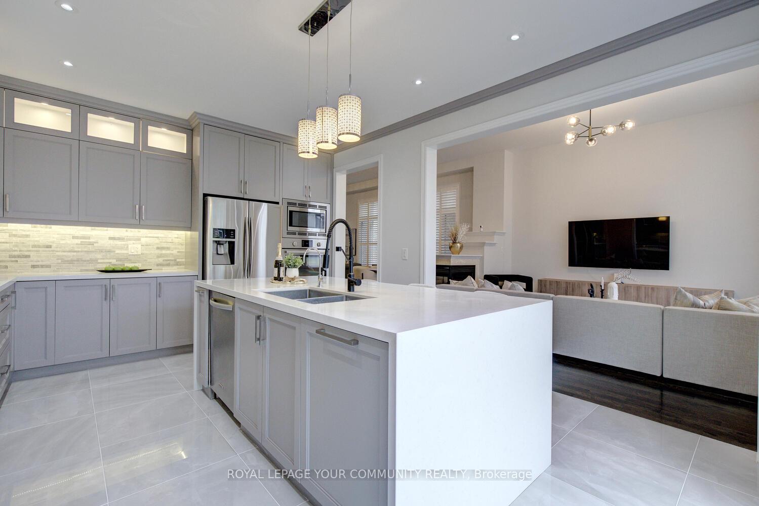 Photo 19 of 109 Oberfrick Avenue, Vaughan, Patterson — HOMEH